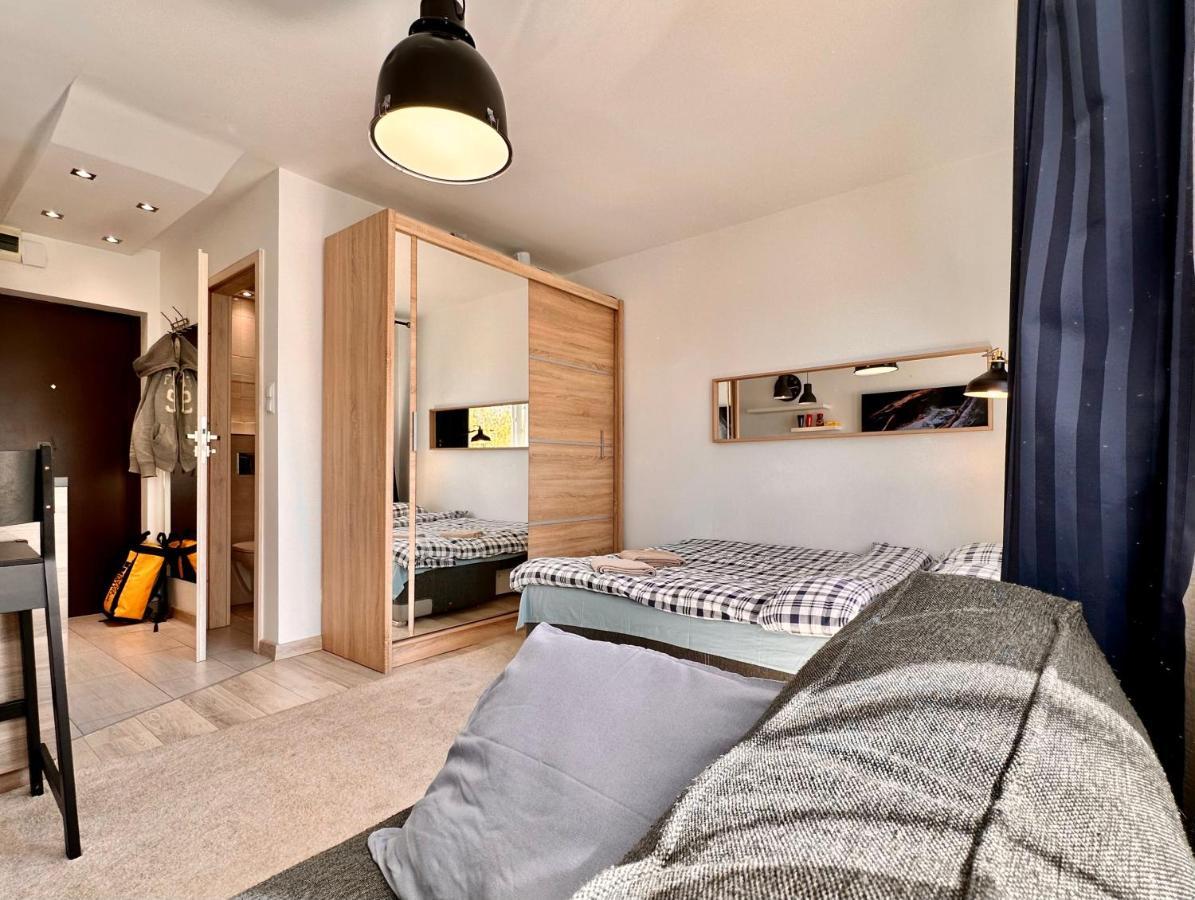 Appartamento Neon 2 - Fast Wifi 70'Tv Netflix Hbo Max Appletv+ Varsavia Esterno foto